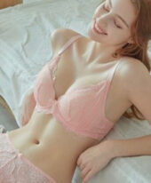 Mirella +971501943500